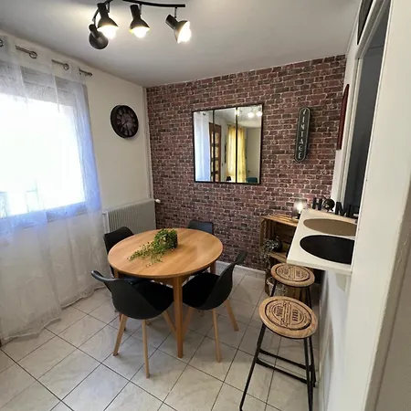 Maison 3 Chambres 6 Personnes Et Garage Châteauroux Extérieur photo